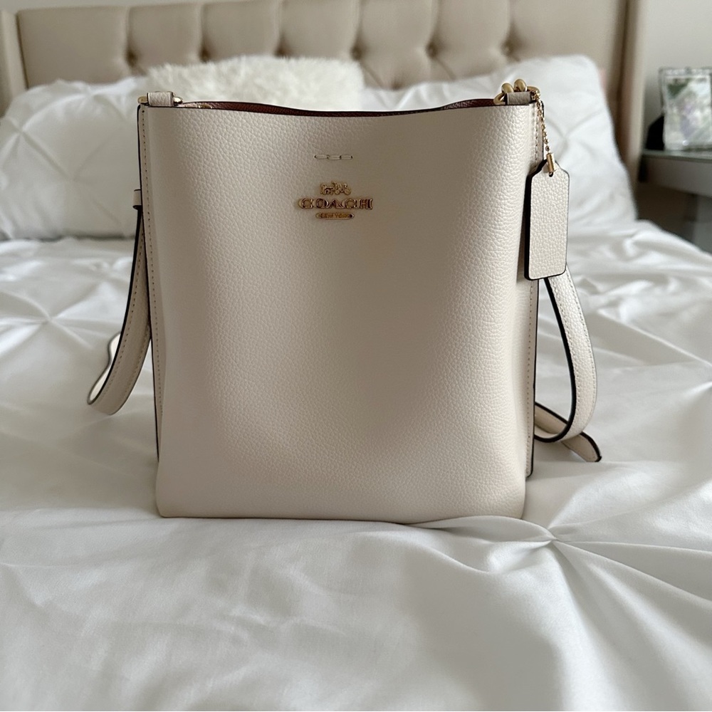 Coach Bucket Bag